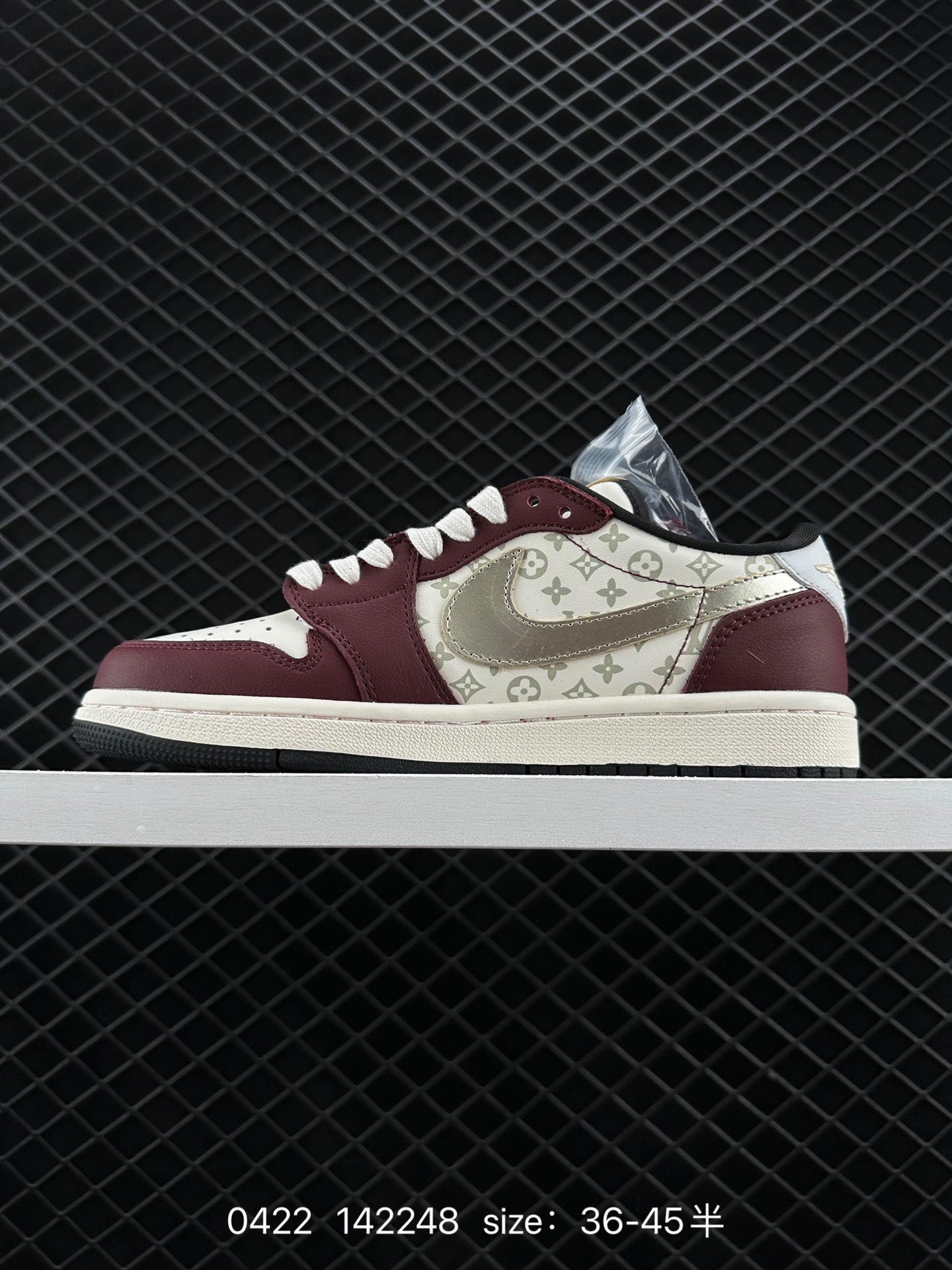 Travis Scott x Air Jordan 1 Low